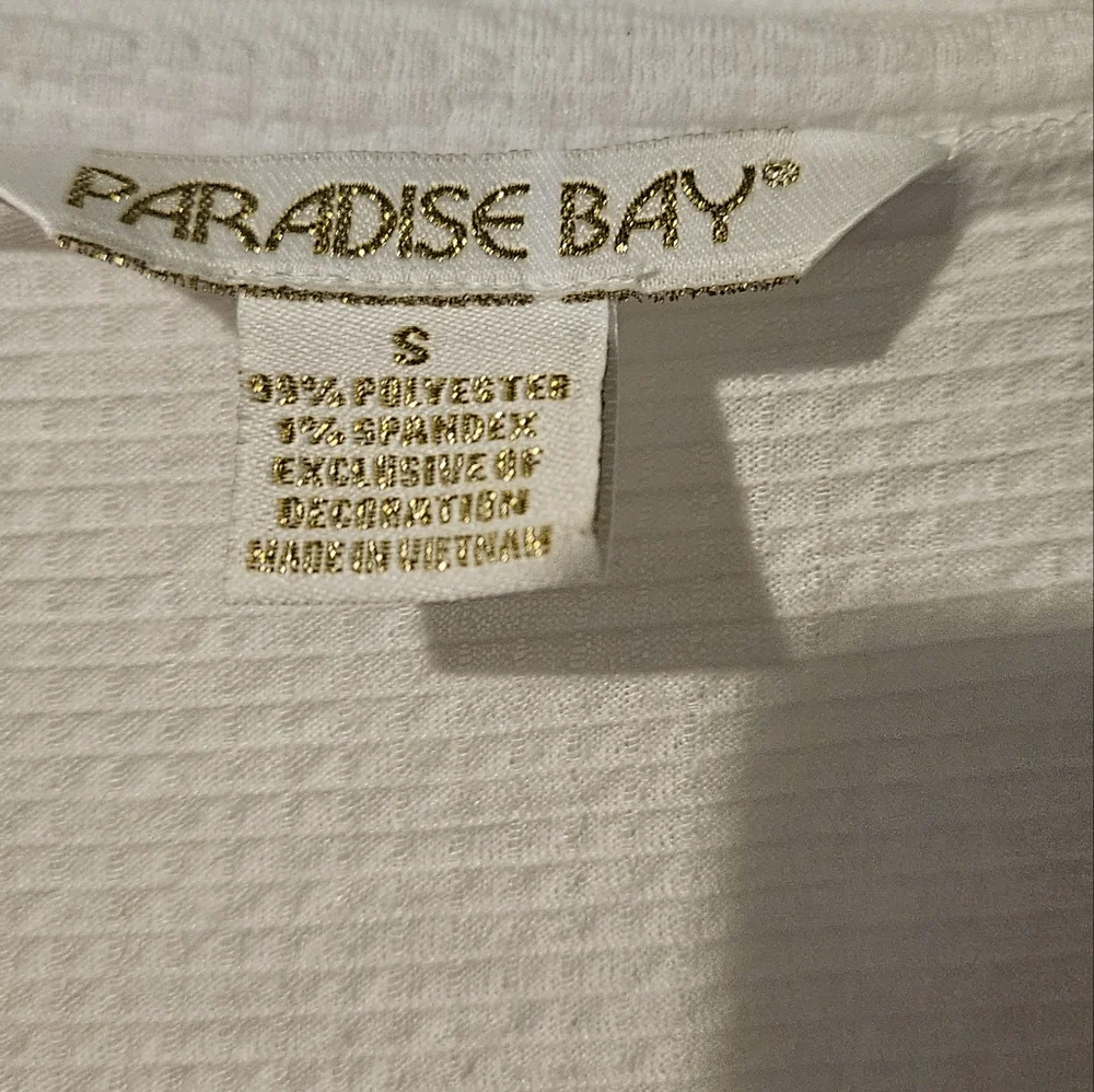 Small paradise Bay long sleeve swim cover up